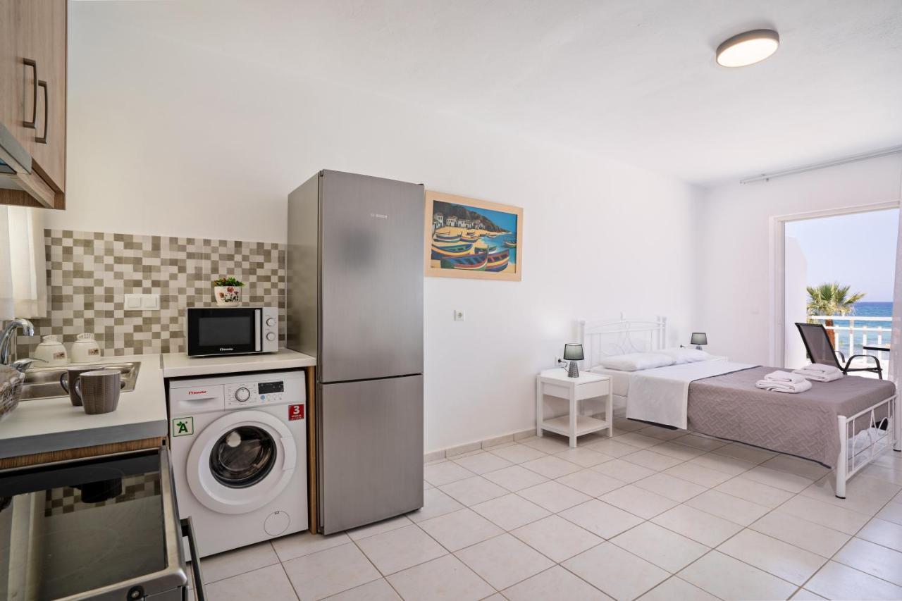 Azure Seaside Apts Magnisía 外观 照片