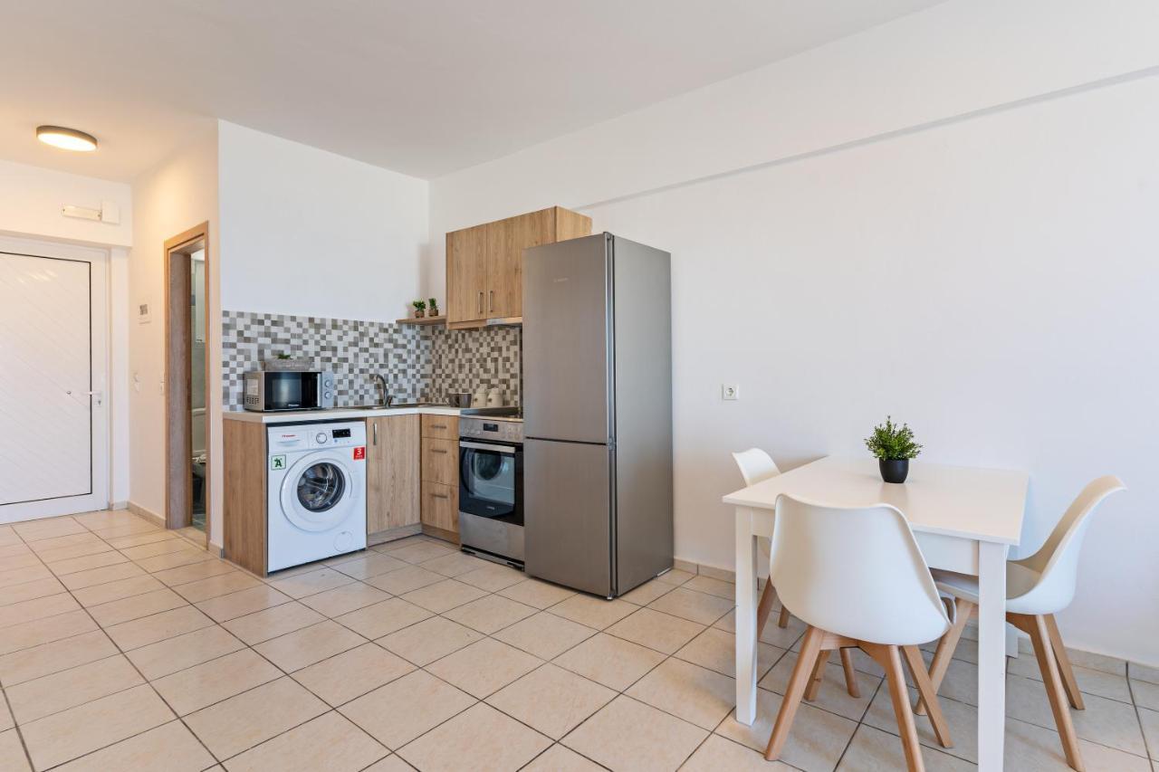 Azure Seaside Apts Magnisía 外观 照片