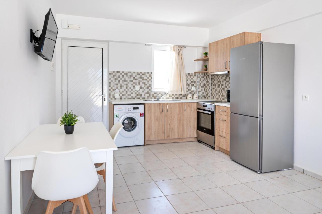 Azure Seaside Apts Magnisía 外观 照片
