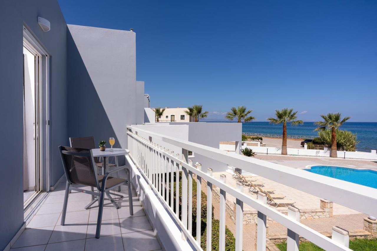 Azure Seaside Apts Magnisía 外观 照片