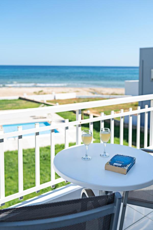Azure Seaside Apts Magnisía 外观 照片