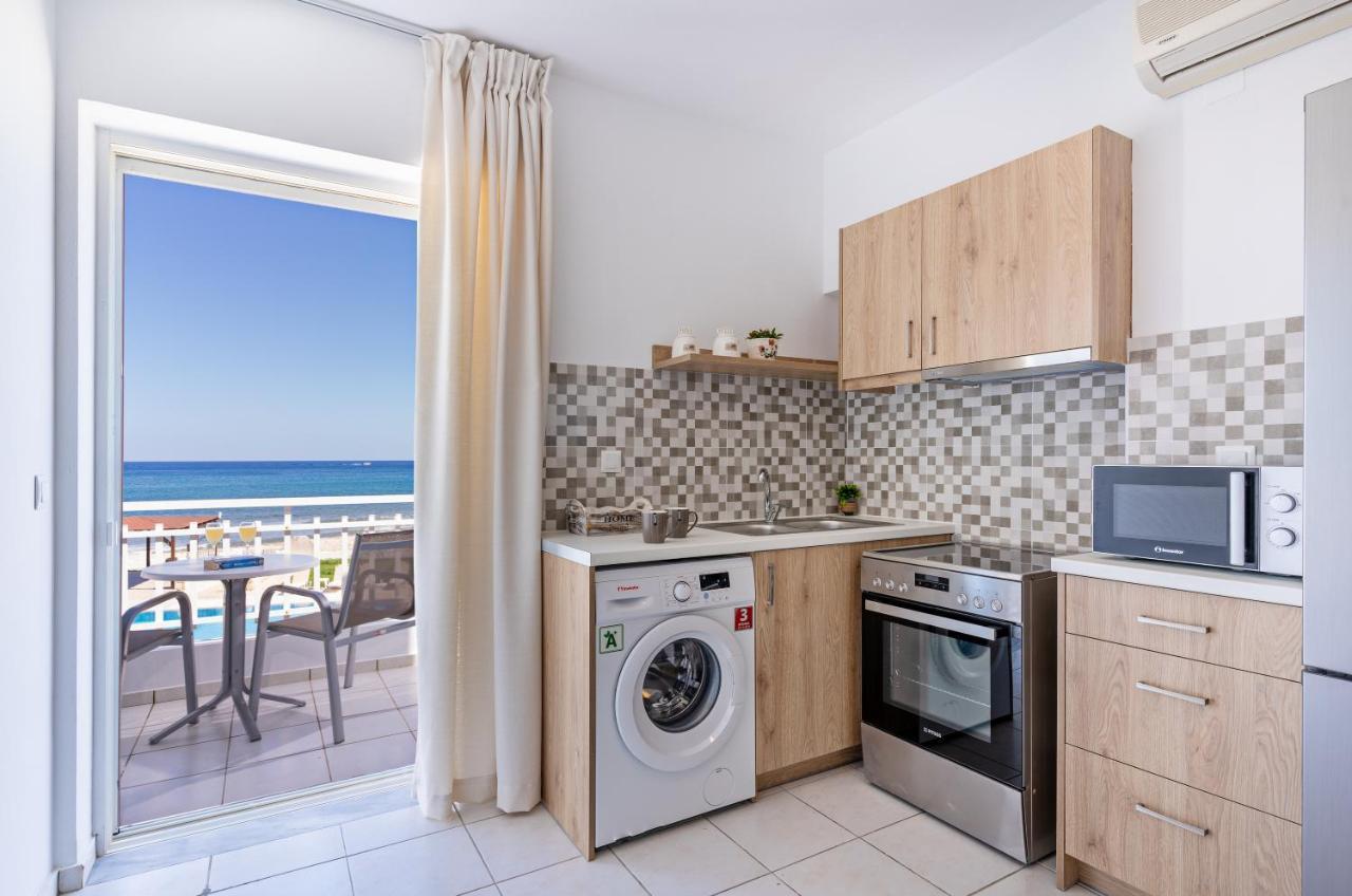Azure Seaside Apts Magnisía 外观 照片