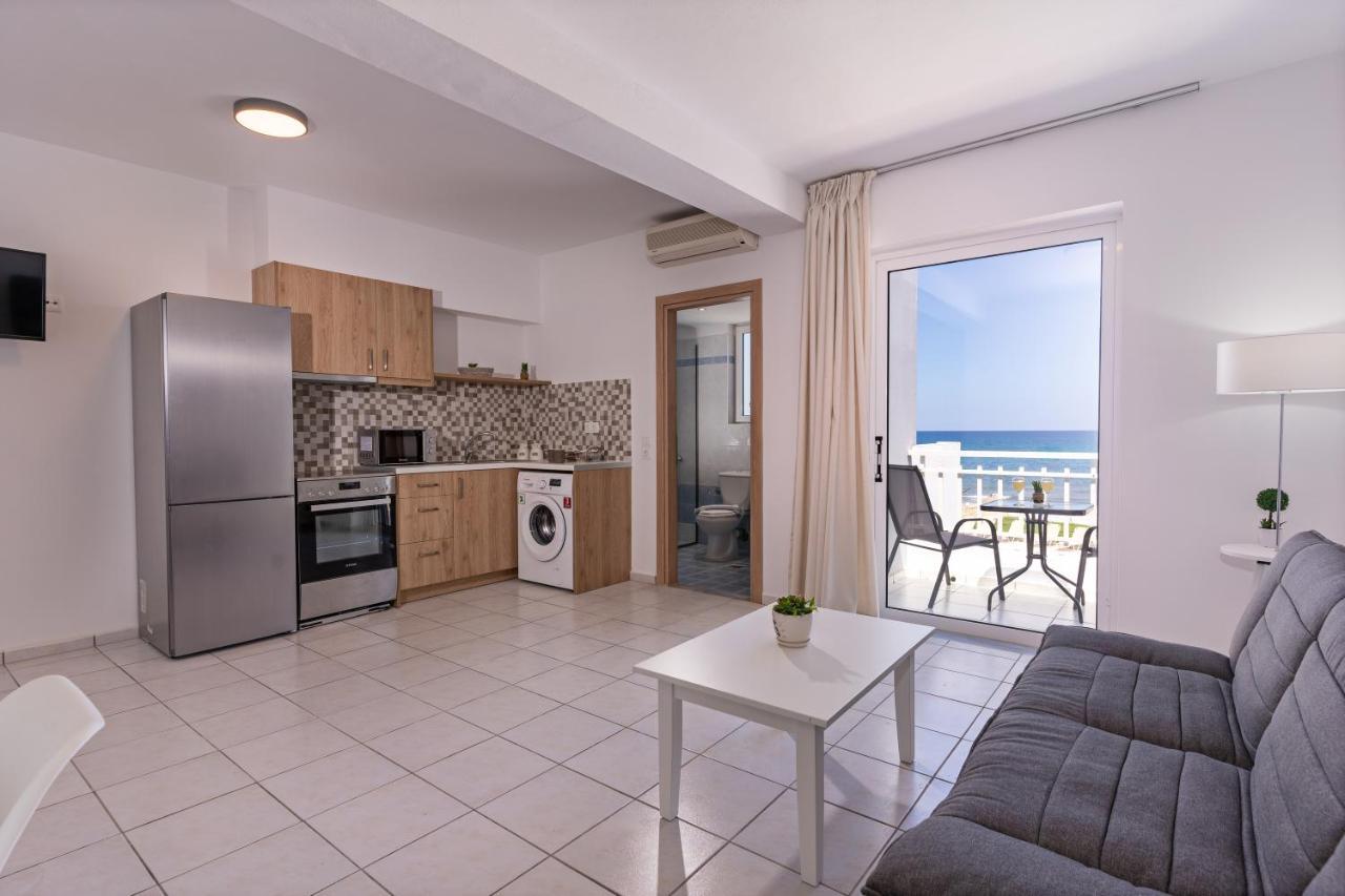 Azure Seaside Apts Magnisía 外观 照片