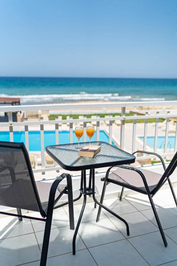Azure Seaside Apts Magnisía 外观 照片