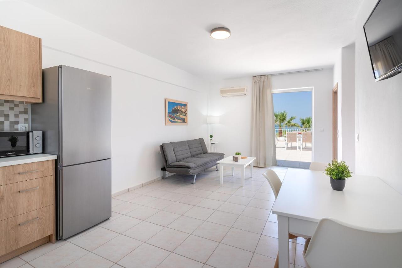Azure Seaside Apts Magnisía 外观 照片